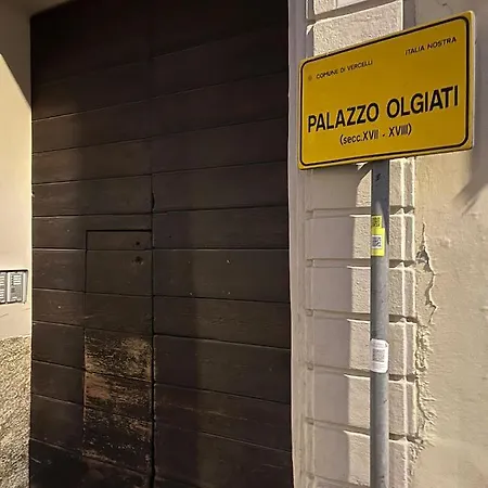 Alice In Centro Apartamento Vercelli